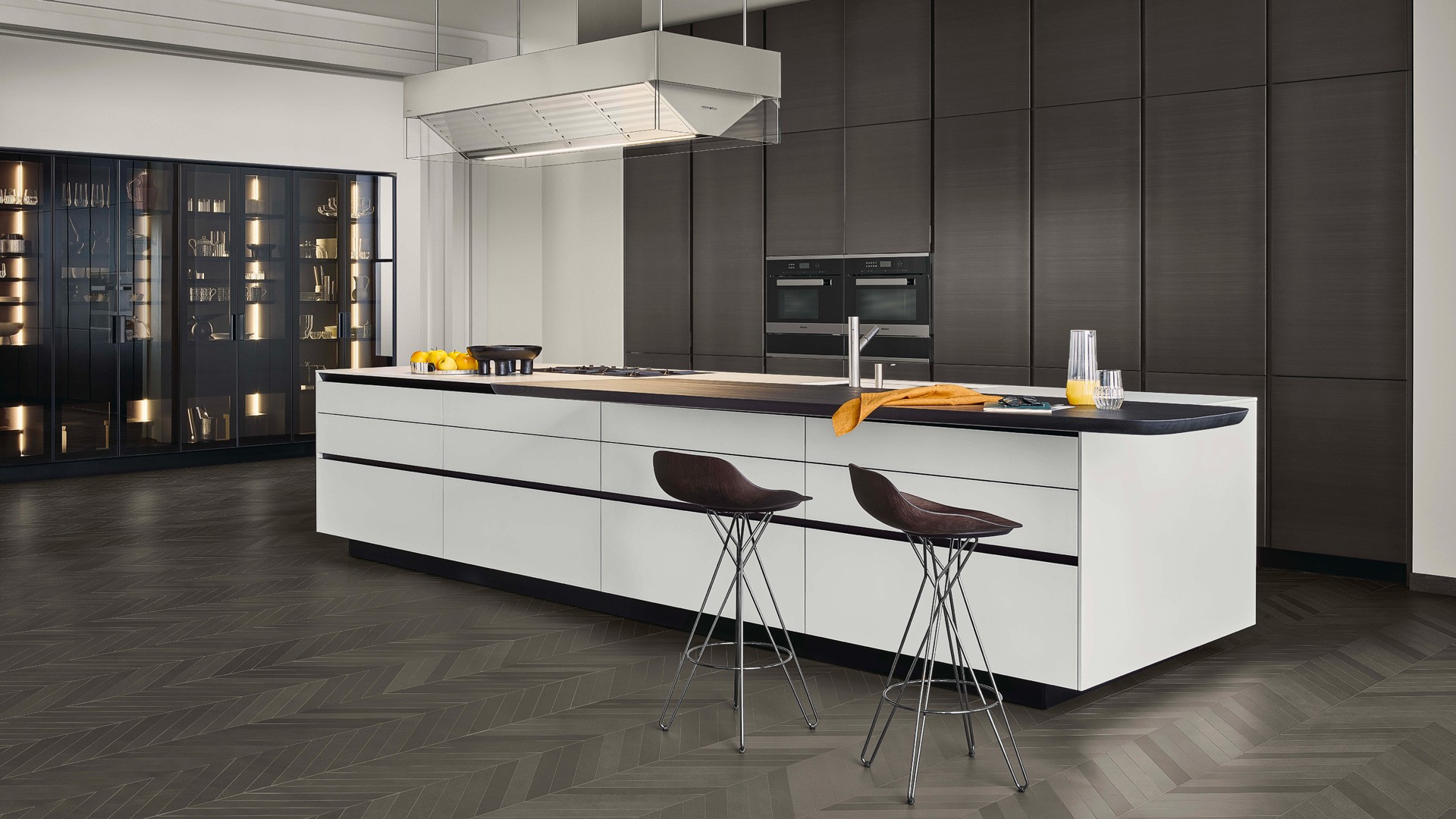 06-Poliform_cucine_TWELVE_01F_amb_1920x1080px
